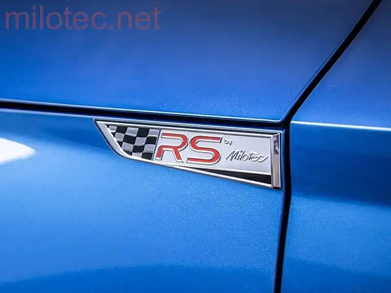 Emblém RS Milotec Škoda Fabia / Octavia / Superb / Scala / Kodiaq / Karoq / Kamiq Hit Sezóny